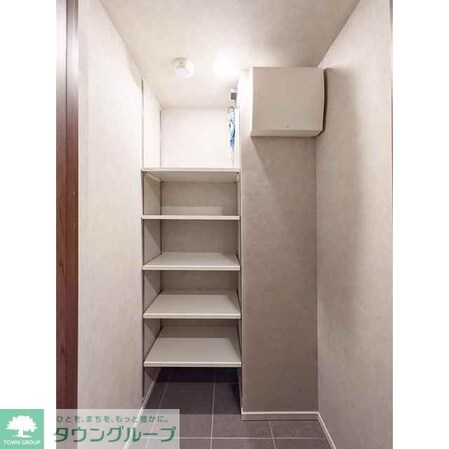 スタイリオ目黒大橋HILLSIDEの物件内観写真